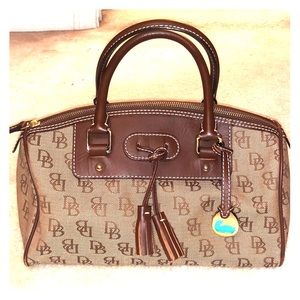 Dooney & Bourke purse